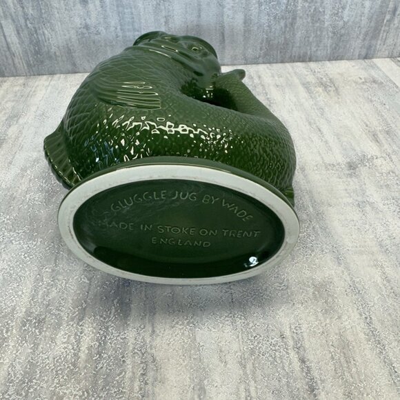GLUGGLE JUG  By Wade Ceramics 11.5" tall Lovely Rich Green Very Good Condition - Picture 8 of 10